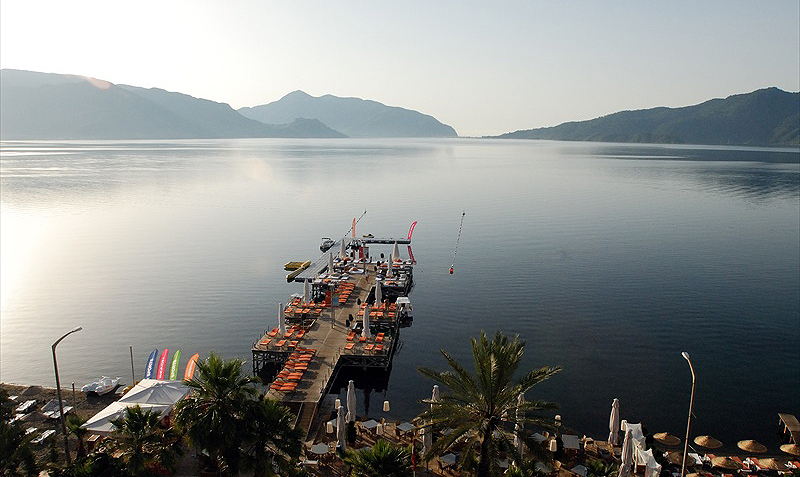 Elegance Hotel İnternational